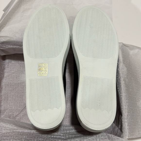 🔥🔥🔥NEW Tamara Mellon High Top Suede Laced Sneakers - Picture 7 of 10